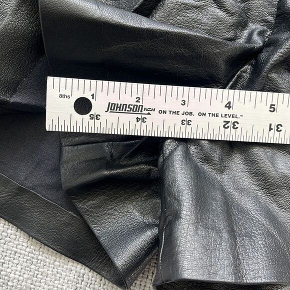 Blank NYC Shorts Womens Large Black Rocky Vegan‎ Leather - Picture 5 of 8